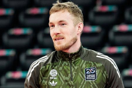 FC Bayern: Weltmeister Giffey verlängert