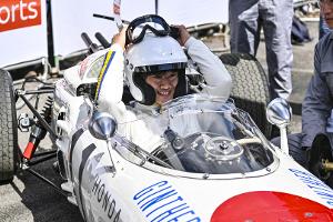 Ganz in weiß: Red Bull würdigt Honda in Suzuka