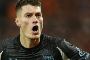 Halbfinale: Boniface auf der Bank - Hradecky beginnt