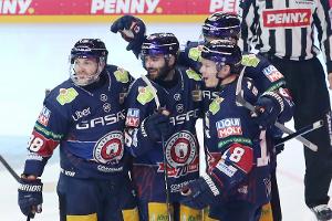 Ronning-Show geht weiter: Berlin bezwingt Mannheim