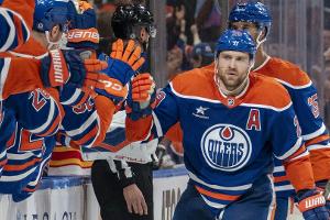 NHL: Draisaitl trifft, Peterka gewinnt Duell mit Stützle