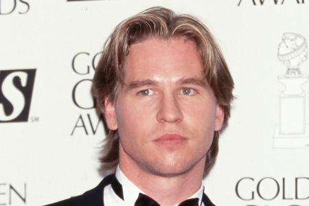 Josh Gad teilte ein Bild, welches Val Kilmer als Iceman zeigte und schrieb: 