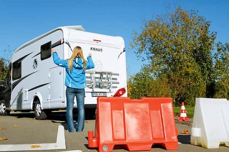 Schritt für Schritt zum Profi-Camper: Mit dem Reisemobil im Straßenverkehr