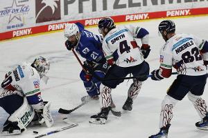 DEL: Berlin siegt mit Rekordspieler Ronning, Haie gleichen aus