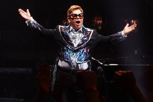 Elton John hätte sich bei weiterem Solo-Album "umgebracht"