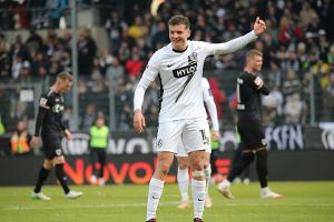 Elversberg wahrt Aufstiegschance