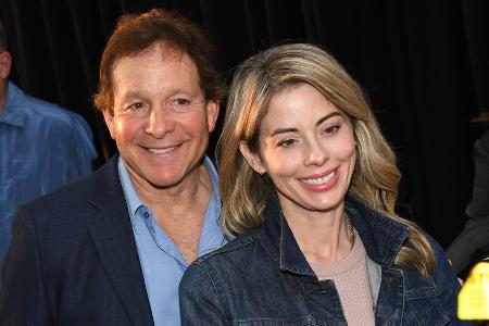 Steve Guttenberg reicht Scheidung von Ehefrau Emily ein