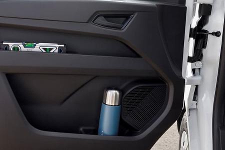 Nissan Interstar Transporter