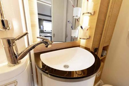 Dethleffs Globebus I4 Active (2025), Bad