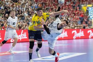 Matchwinner Wolff: Kiel erreicht Pokalfinale in Overtime-Krimi