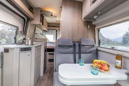 Campingbusse (2025) CARADO CV 540 Van