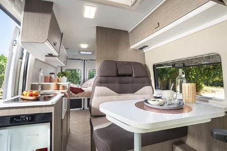 Campingbusse (2025) CHAUSSON V 594 L FIRST LINE Camper