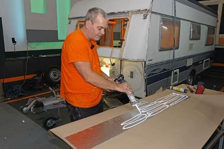 Wasserschaden am Caravan reparieren