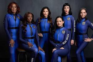 Kurztrip ins All: Katy Perry ist wieder sicher gelandet