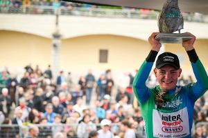 Erster Rundfahrtsieg: Zimmermann triumphiert in Italien