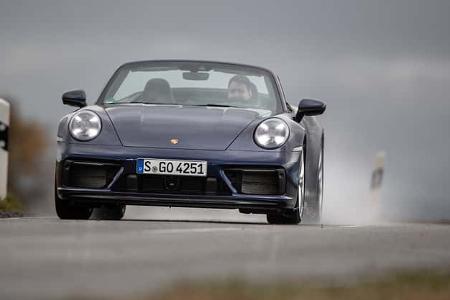 01/2022_Porsche 911 Carrera 4 GTS Cabrio