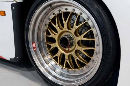 Porsche Kremer 962C (1988) Le-Mans-Rennwagen mit Straßenzulassung