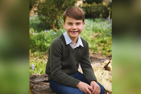 Breites Zahnlücken-Grinsen: Prinz Louis strahlt zum siebten Geburtstag