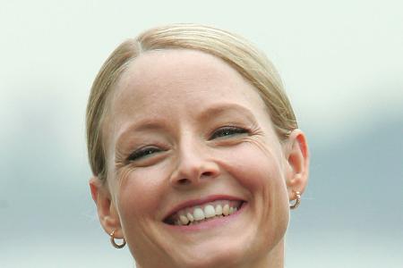 Jodie Foster war 29 und hatte gerade ihren zweiten Oscar, für 'Das Schweigen der Lämmer', gewonnen, als sie es als schönster Mensch der Welt aufs 'People'-Cover schaffte. Doch nicht nur Frauen konnten mit ihrer Schönheit punkten.