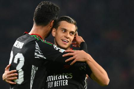 Arsenal patzt - aber Liverpool muss noch warten