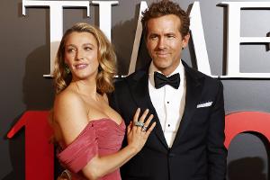 Blake Lively und Ryan Reynolds legen Gala-Auftritt hin