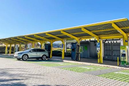 12/2022_Ladeparktest ams MO/OVE