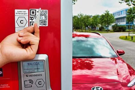 07/2024 Quishing Ð Betrugs-Gefahr Elektroauto Laden