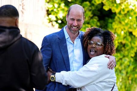 Zwischen Knuddeln und Gaming: Prinz William zeigt sich volksnah