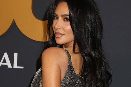Prozess um Raubüberfall auf Kim Kardashian: Ein Angeklagter verstorben