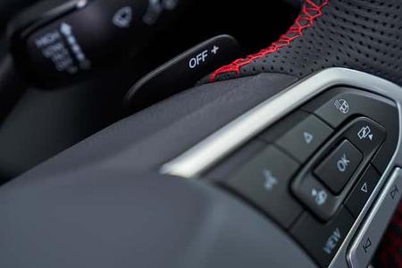 VW Golf GTI Autobahn