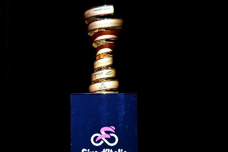 Zu Ehren des Papstes: Giro-Finale startet am Petersplatz