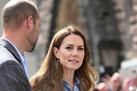 Kate hatte in den vergangenen Monate immer wieder betont, wie ihre Verbindung zur Natur ihr dabei hilft, ihre Krebserkrankung zu überwinden — und für diese Verbindung sind gleich mehrere Termine anges ...