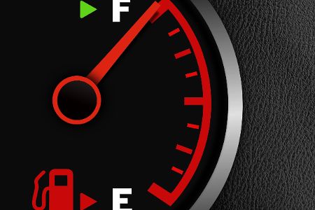 So saugen Sie Kraftstoff aus dem Tank ab