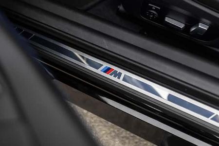 BMW 230i Coupé, Zierleiste