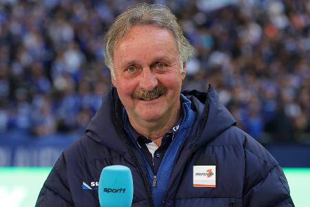 Neururer findet Trainerentlassungen in der 2. Liga 