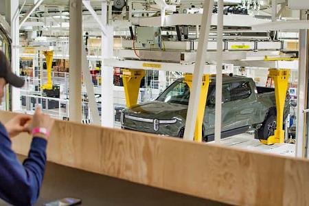 Rivian Fabrik Autofabrik Produktion Elektroauto