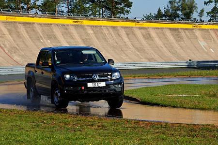 ADAC testet AT-Reifen