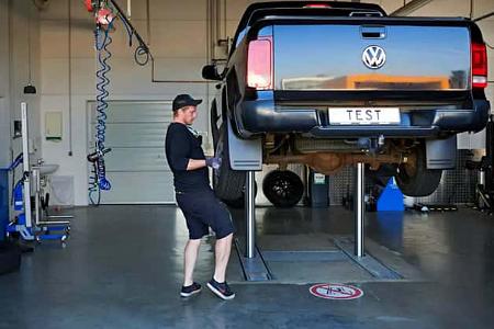 ADAC testet AT-Reifen