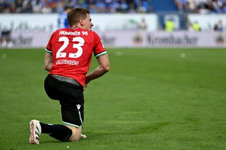 Ex-Nationalspieler Halstenberg beendet Karriere