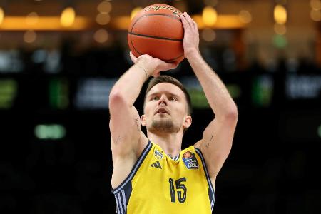 Deutlicher Heimsieg: Alba dicht vor Play-off-Einzug