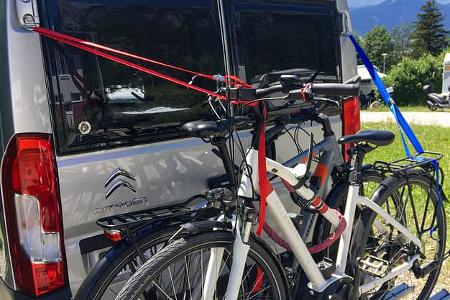 F A Impressum Lesertipp Fahrrad wird nochmals fixiert