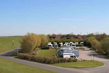 i_Wohnmobilhafen am Deich