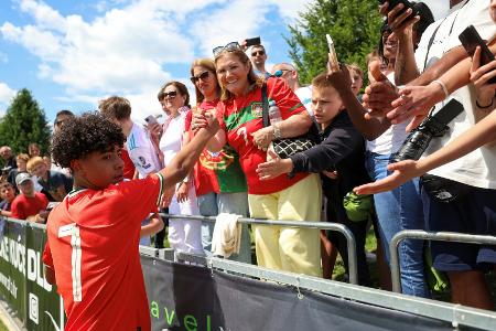 Ronaldo-Sohn gibt Debüt für Portugal: 
