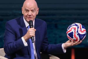 Frauen-WM: FIFA strebt Einnahmen in Milliardenhöhe an