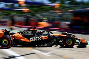 McLaren dominiert Auftakt in Imola