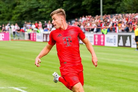 Gabriel Vidovic (ab 90.) - ohne Bewertung - Wurde Sekunden vor dem Abpfiff eingewechselt, um Kane noch seinen großen Abgang zu ermöglichen. War selbst dann nicht mehr am Ball.