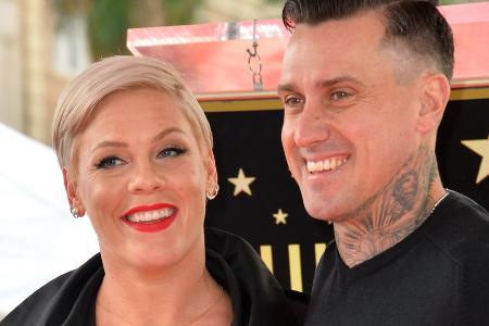 Carey Hart entschuldigt sich bei Pink nach OP