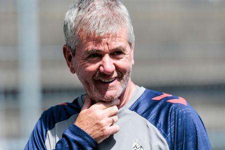 Funkel auch mit 71 bereit: 