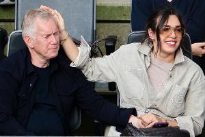 Johannes B. Kerner und Ehefrau Alina turteln beim Tennis in Hamburg