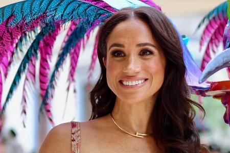 Herzogin Meghan nimmt Tochter Lilibet mit zum Imkern